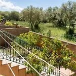 Villa Laconi