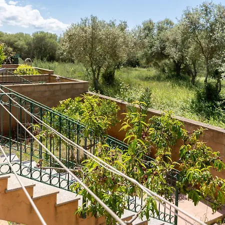 Villa Laconi
